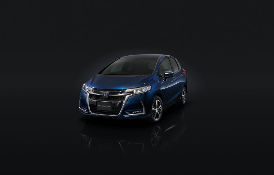  Honda Fit Modulo Style 2018 года  (JP) (фото 1 из 24)